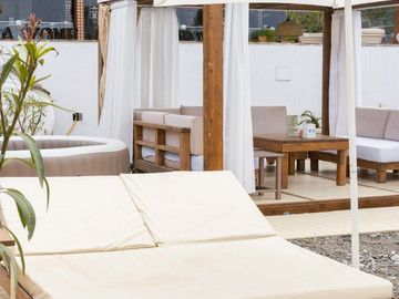 Шезлонг-кровать целый день